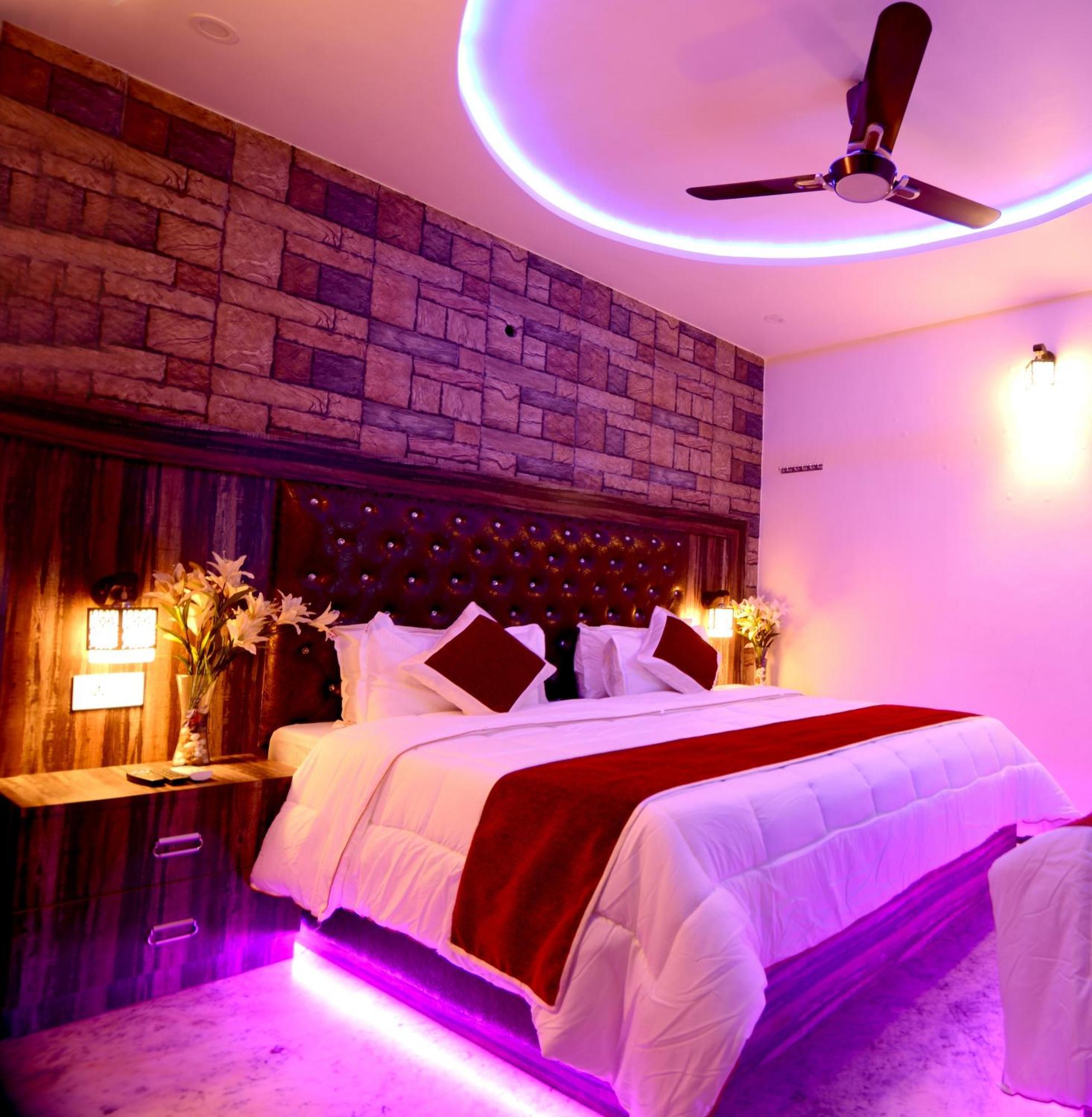 Aman Homestay, A Boutique Hotel Agra  Bagian luar foto