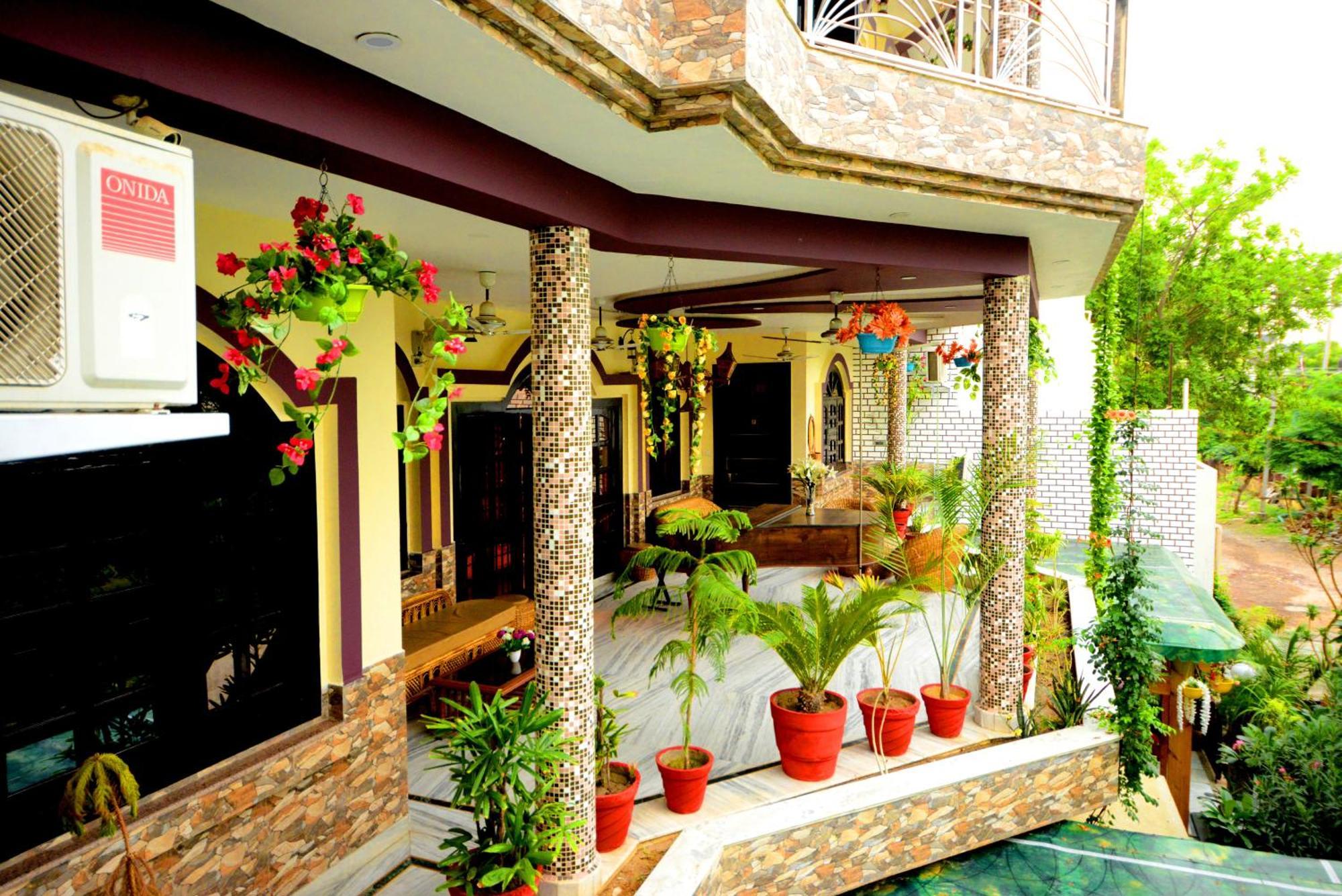Aman Homestay, A Boutique Hotel Agra  Bagian luar foto