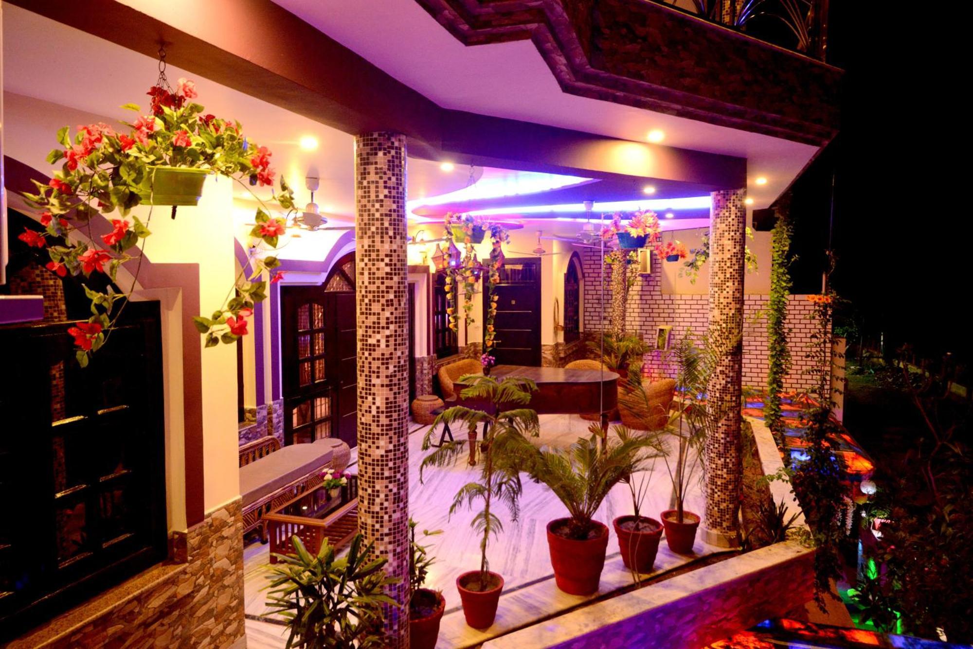 Aman Homestay, A Boutique Hotel Agra  Bagian luar foto