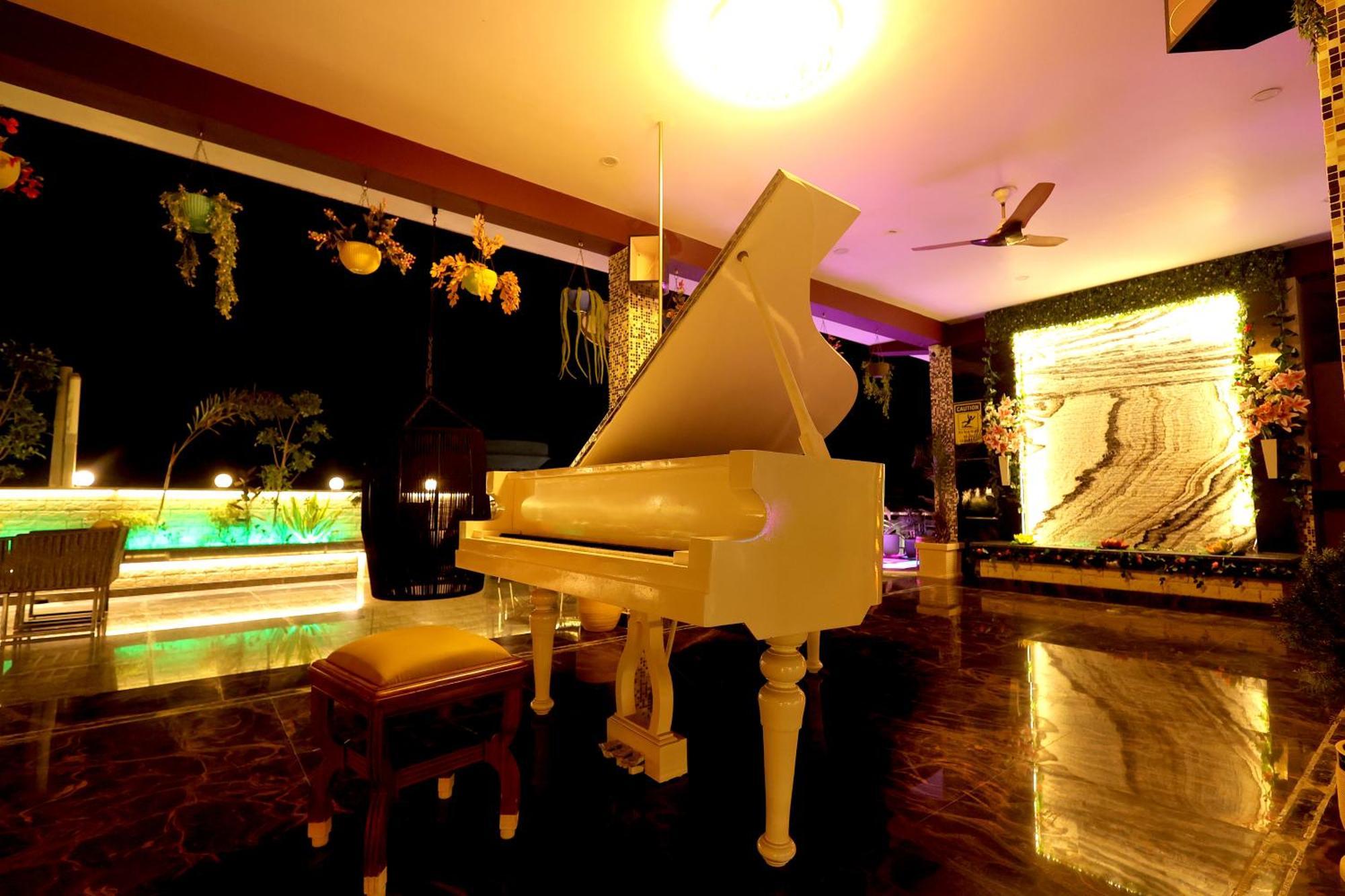 Aman Homestay, A Boutique Hotel Agra  Bagian luar foto