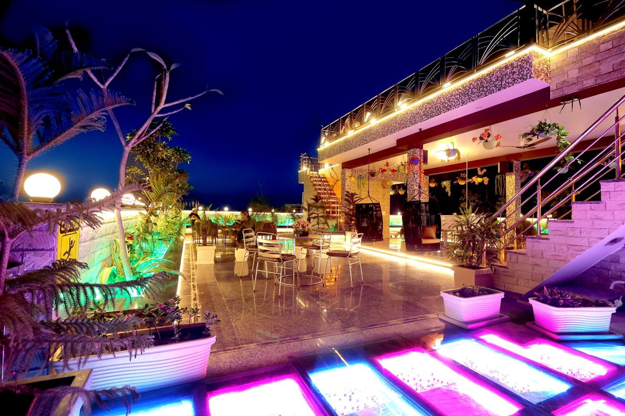 Aman Homestay, A Boutique Hotel Agra  Bagian luar foto
