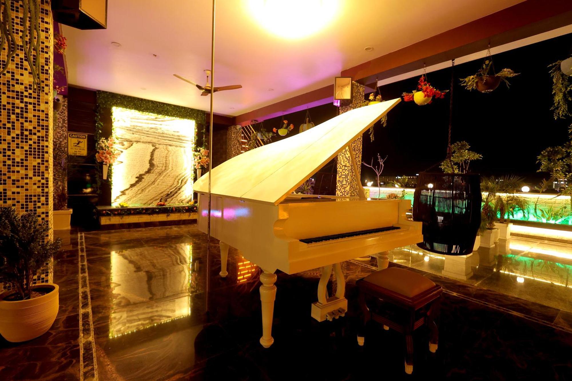 Aman Homestay, A Boutique Hotel Agra  Bagian luar foto