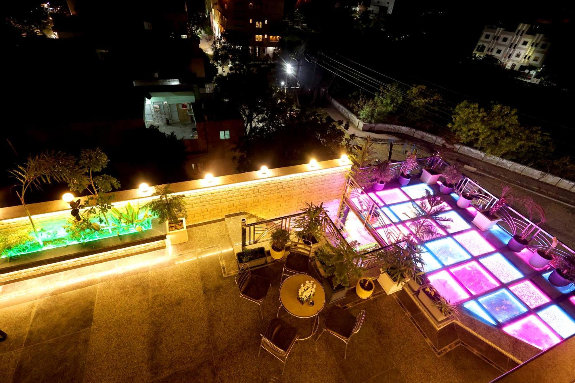 Aman Homestay, A Boutique Hotel Agra  Bagian luar foto