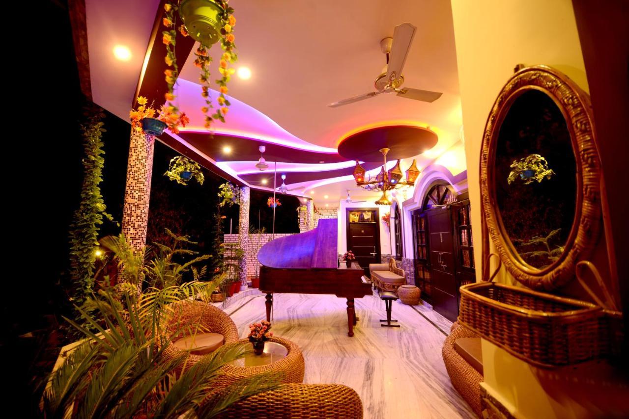 Aman Homestay, A Boutique Hotel Agra  Bagian luar foto